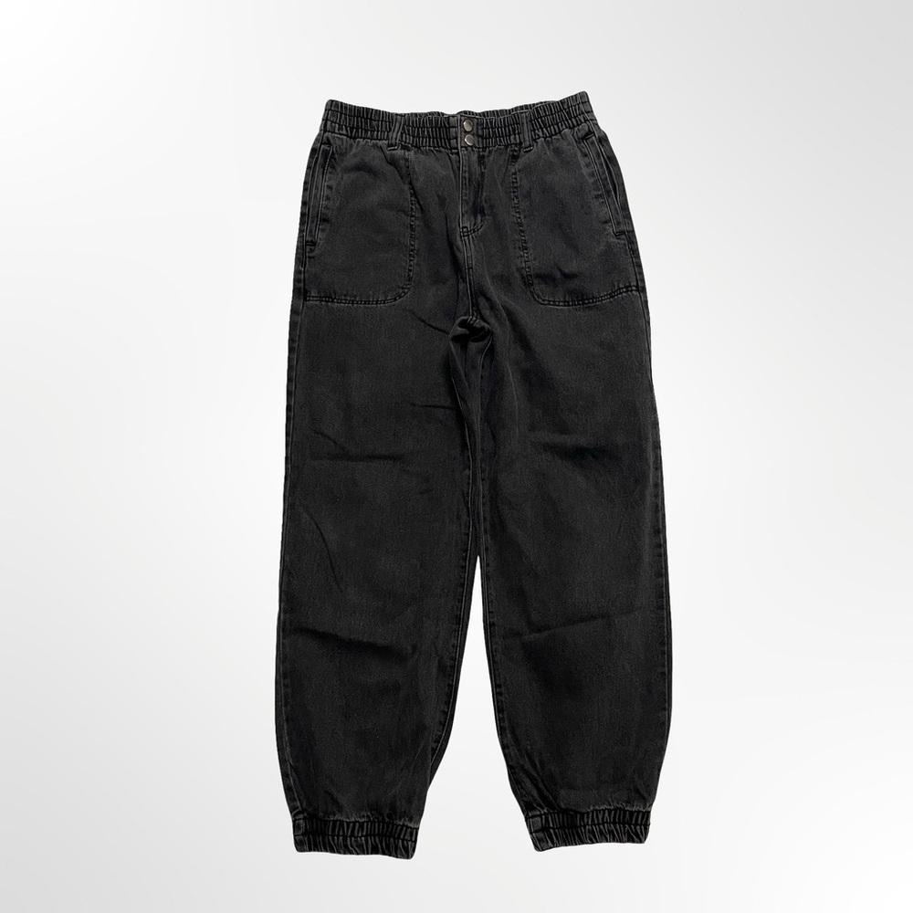 Forever 21 Black Utility Jogger Jeans Elastic Waist Denim Relaxed Fit